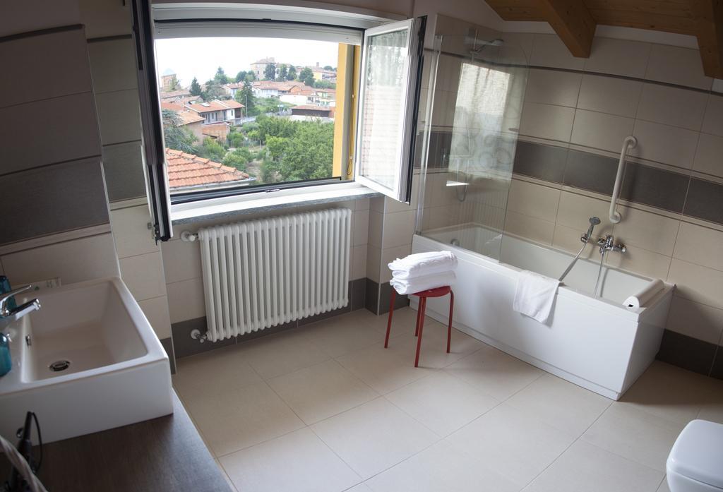 B&B Alba In Langhe Verduno Værelse billede